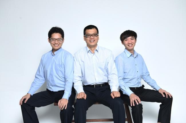 體態平衡與疼痛的根源作者群蔡定成、葉明嘉與張嘉和。
