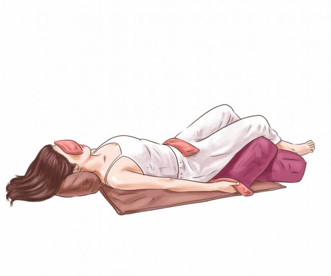 抬腿大休息式 Savansana