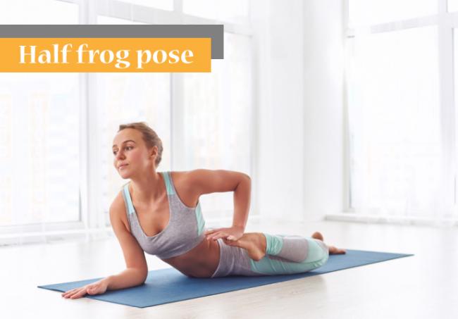半蛙式 Half frog pose