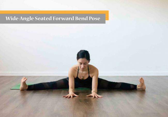 瑜伽坐角式 Wide-Angle Seated Forward Bend Pose