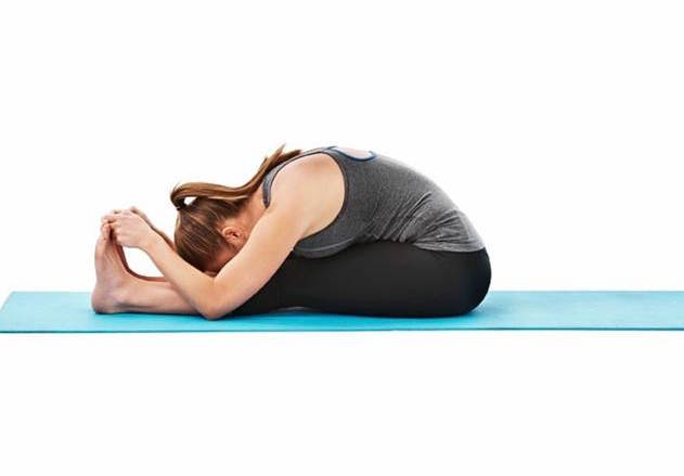 坐姿前彎式 Seated Forward Bend