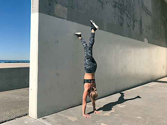 WALL SCISSOR DRILL