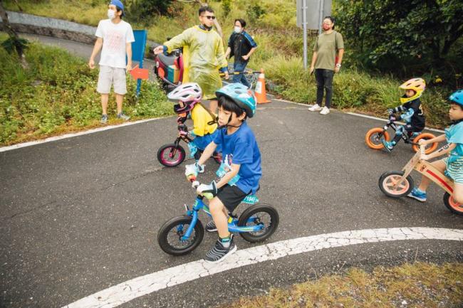 小小鐵人