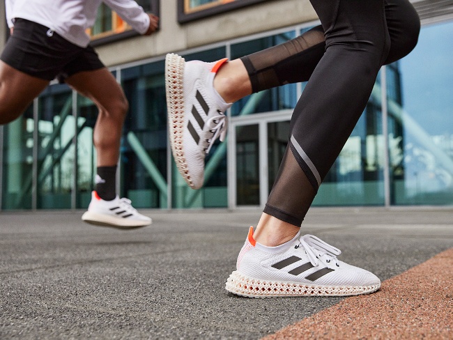 adidas 4DFWD