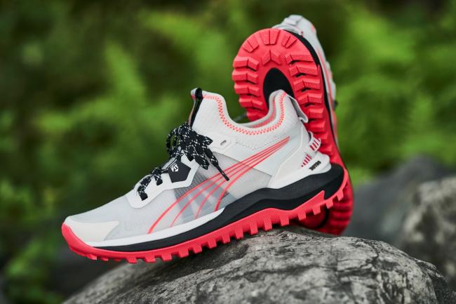 PUMA Voyage Nitro 