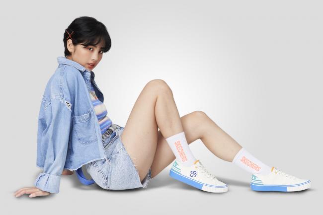 SKECHERS x ONE PIECE V’LITES娜美限定款