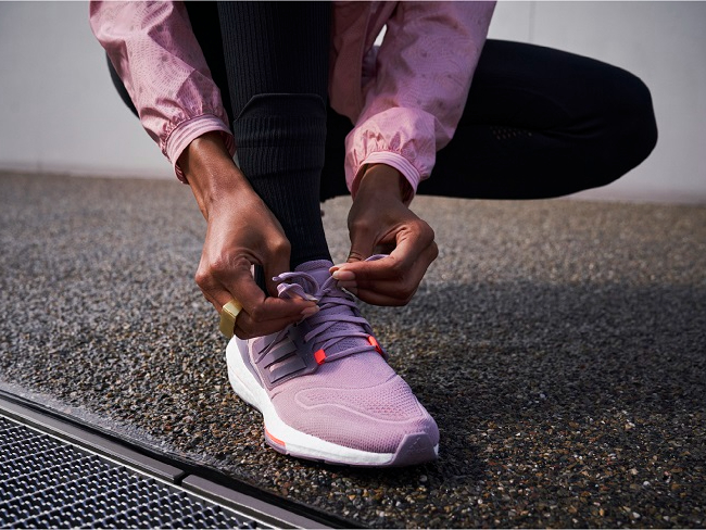 女性專屬UltraBOOST 22