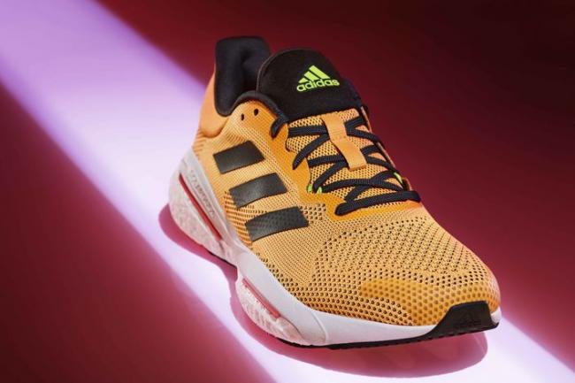 adidas Solarglide 5 男性鞋款活力橙限定色