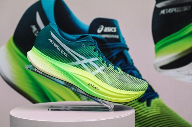 ASICS METASPEED EDGE+