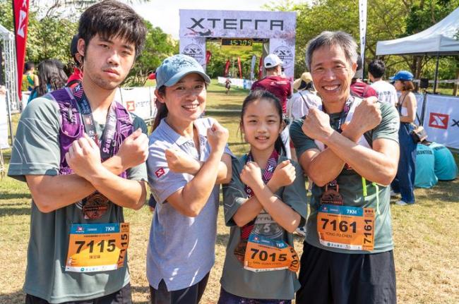 陳冠綸被媽媽推坑報名參加 7K 組就奪冠