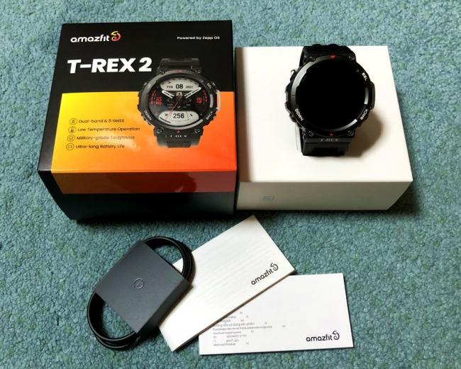 Amazfit T-Rex 2 午夜黑款開箱