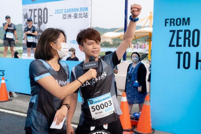 蔡阿嘎透過Garmin智慧手錶跑步訓練，迎接人生第一場路跑賽事Garmin Run