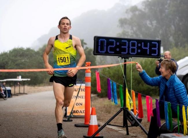 50K世界紀錄！ 室內馬拉松紀錄保持者CJ Albertson以3:10配速跑出2:38:43 