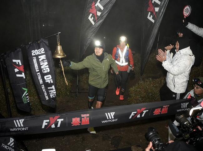 鐵人夢想家吳承泰勇奪FXT極限鐵人冠軍   12小時58分打破賽道紀錄