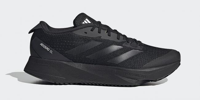ADIZERO SL「經典黑」，NT 3,490
