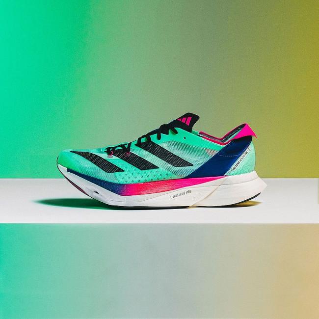 ADIZERO Adios Pro 3最新極光綠新色