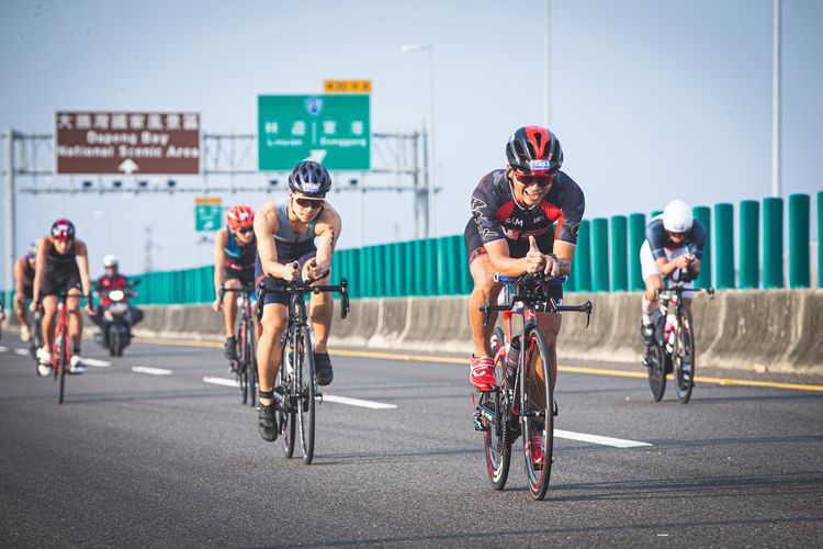 年末鐵人三項封關之戰！  1500選手聚集大鵬灣引爆運動回溫潮